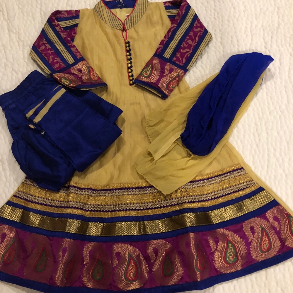 Indian churidar
